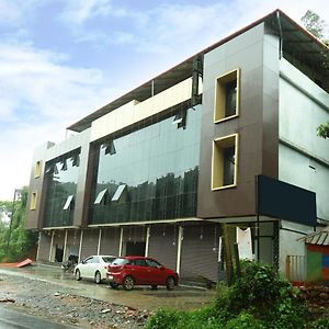 Oyo 12978 Igloo Residency